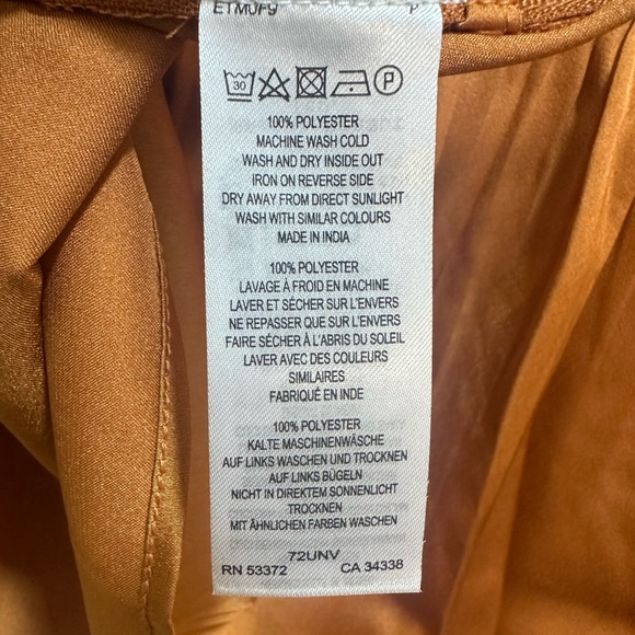 NEW w/ TAGS* French Connection Long Sleeve V Neck Blouse - Picture 5 of 6